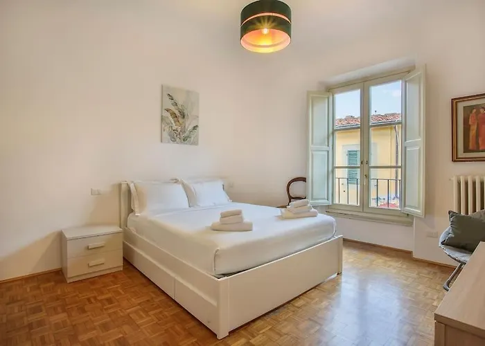 Palazzo Borghese 2 Bedroom